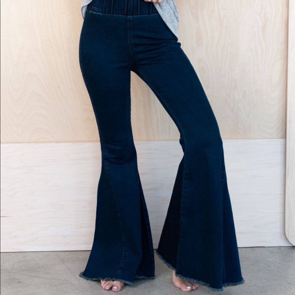 Super flare bell bottom jean -dark wash